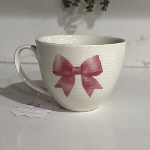 Eaton Fine Dining Pink Bow Mug Cup